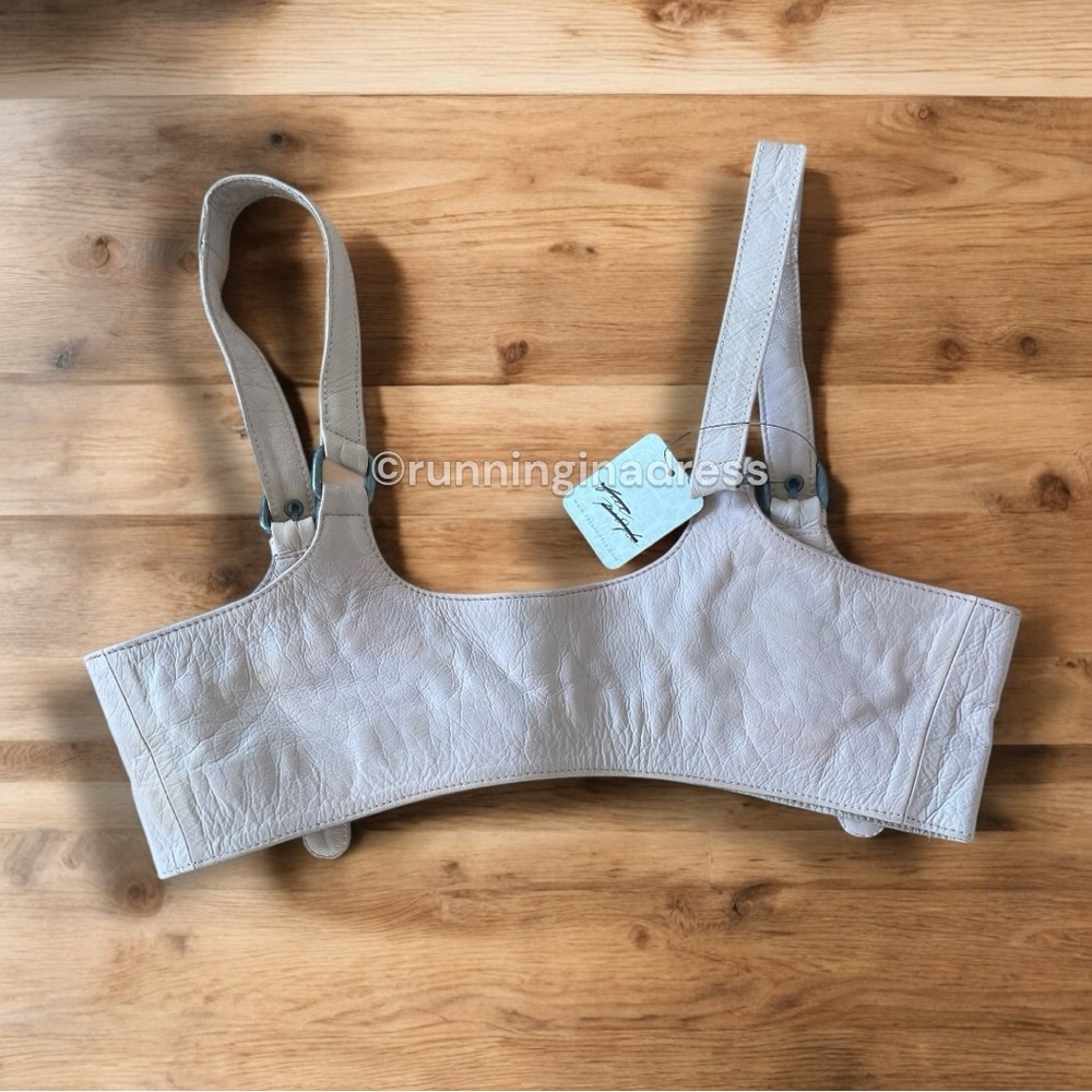 Sold out poshmark glitch do not buy - Picture 8 of 16